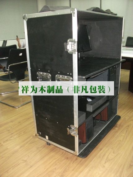 航空箱